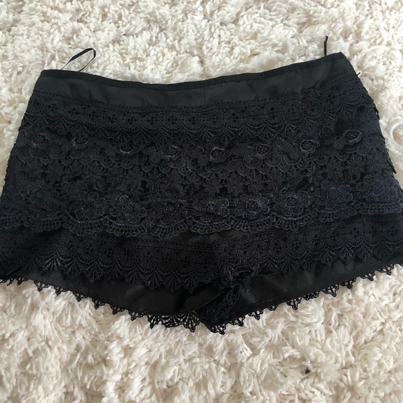 Black Shorts - Picture 1 of 2